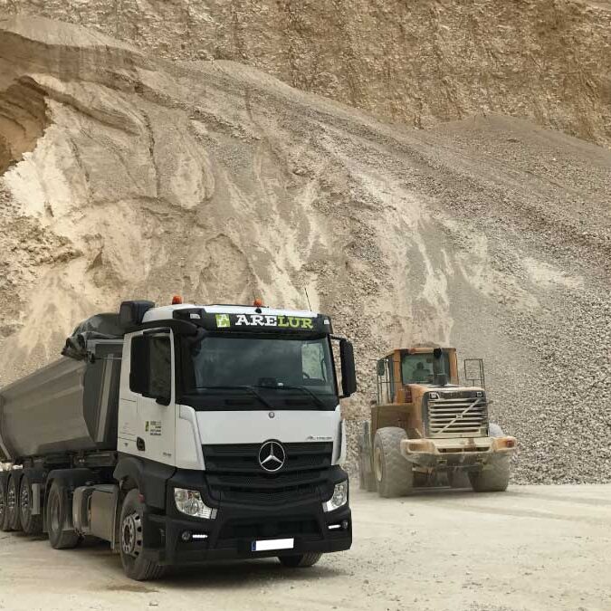 Transportes y basculantes | ARELUR | Trabajos realizados | Lasarte Gipuzkoa