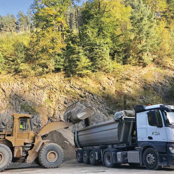 Transportes y basculantes | ARELUR | Trabajos realizados | Lasarte Gipuzkoa
