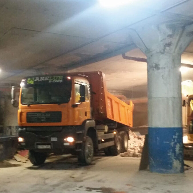 Transportes y basculantes | ARELUR | Trabajos realizados | Lasarte Gipuzkoa